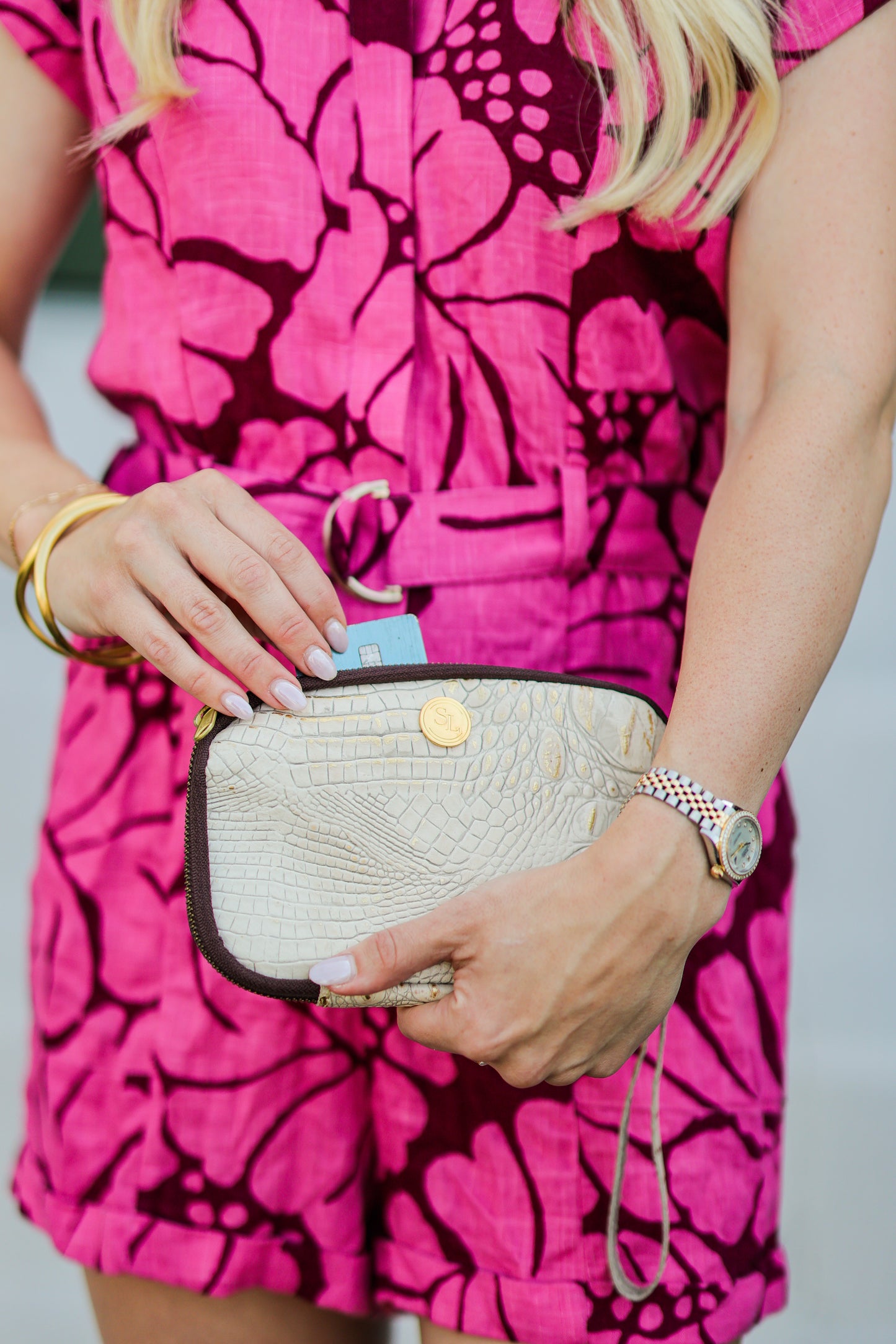 The Zippered Wallet
