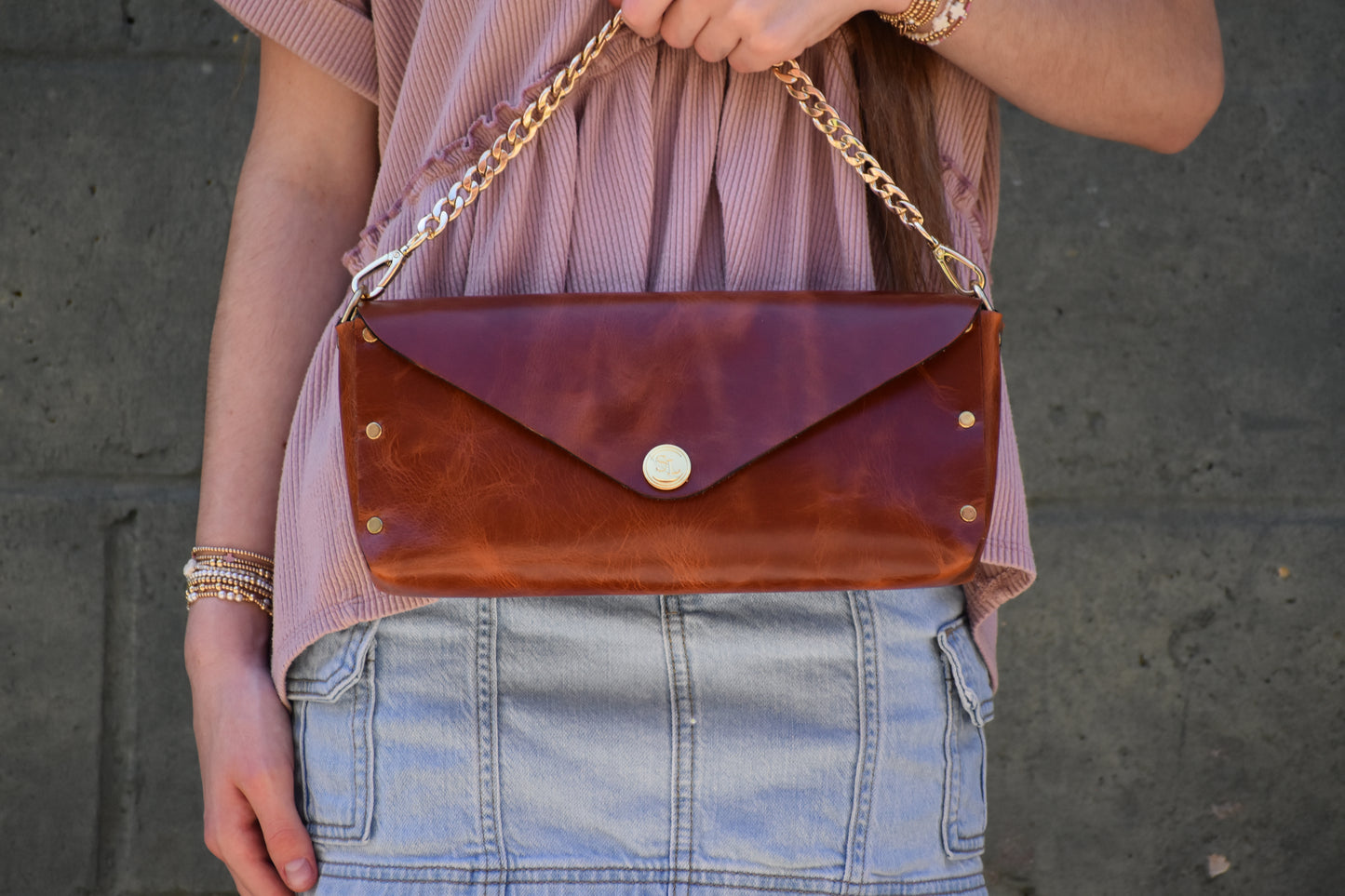 The Large Rivet Clutch