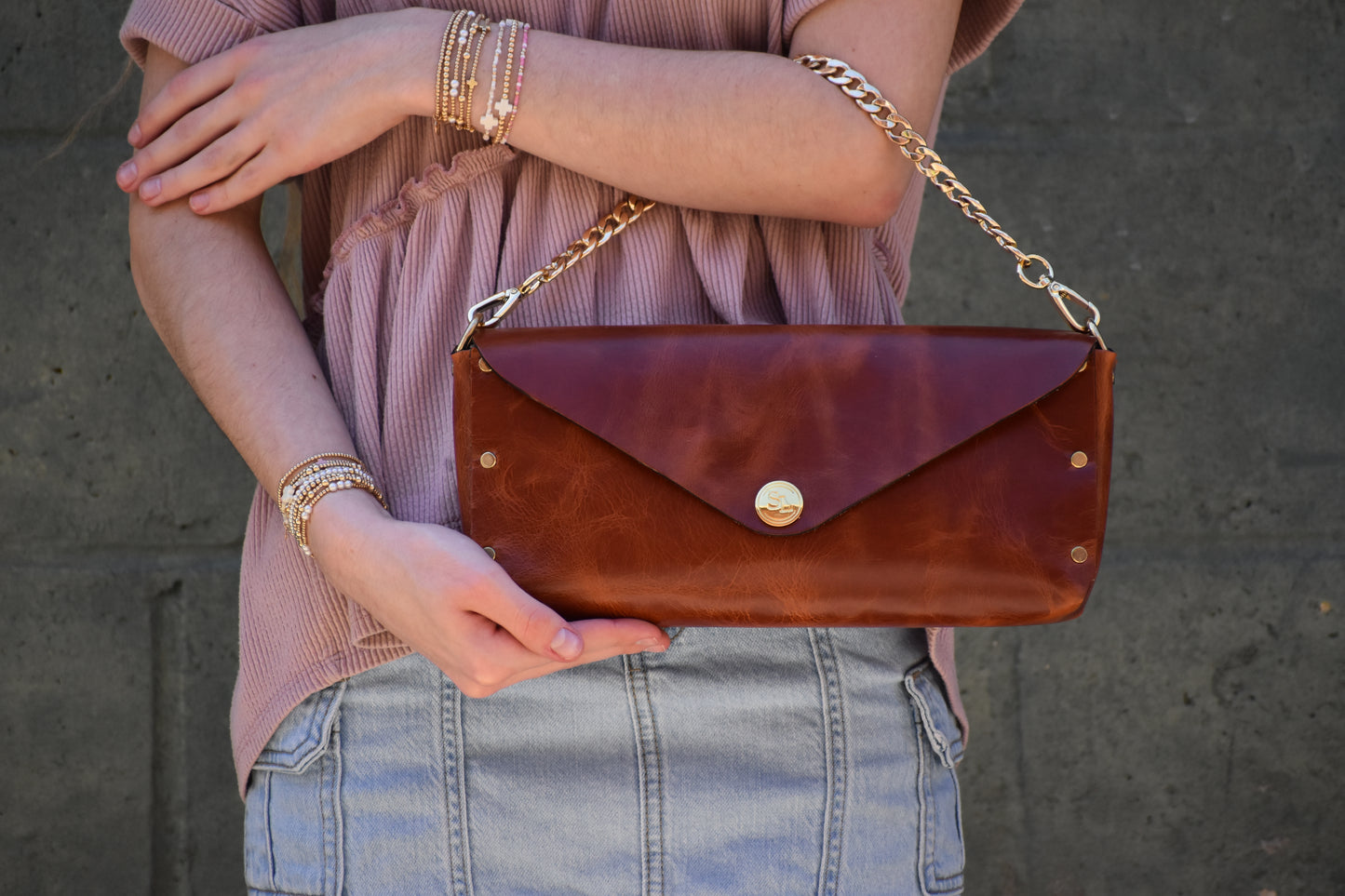 The Large Rivet Clutch