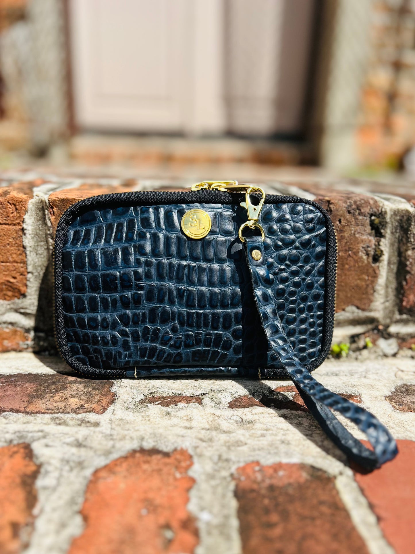 The Zippered Wallet